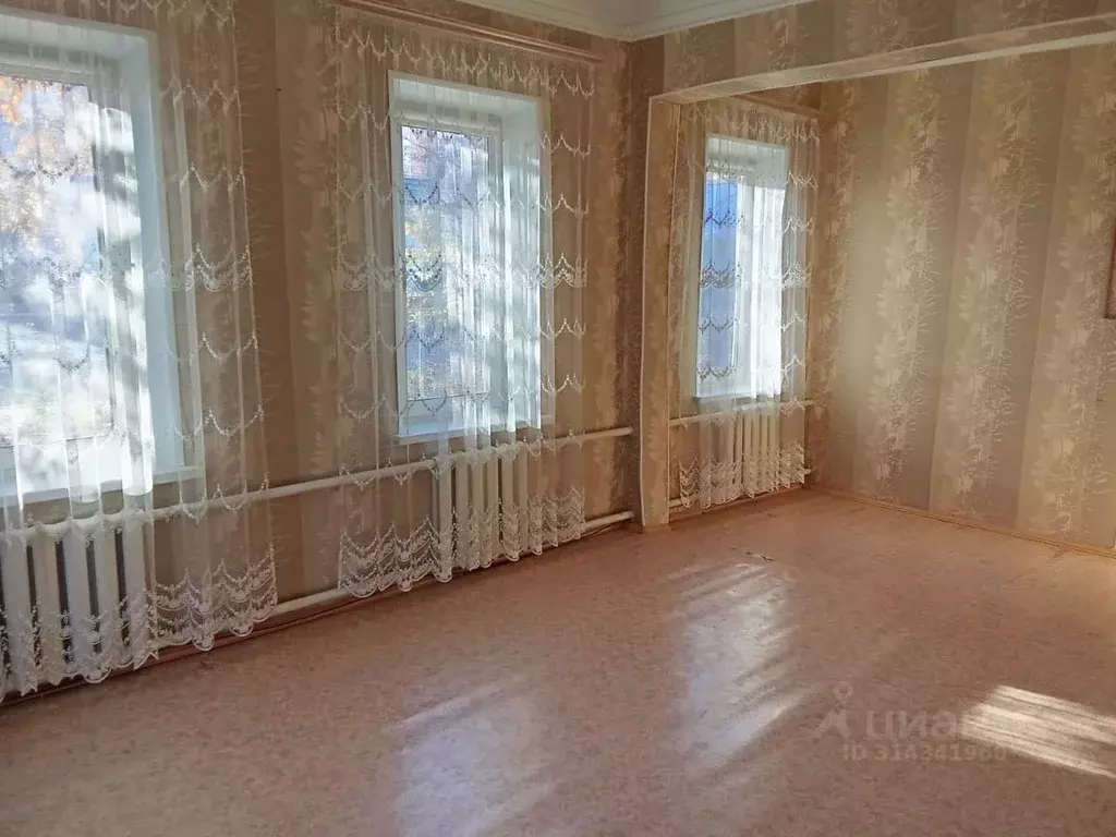 Дом в Челябинская область, Челябинск Мебельная ул., 66 (136 м) - Фото 1