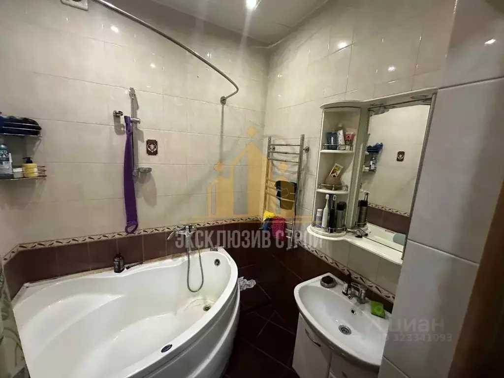 2-к кв. Ставропольский край, Ессентуки Воронцовская ул., 34А (70.4 м) - Фото 1