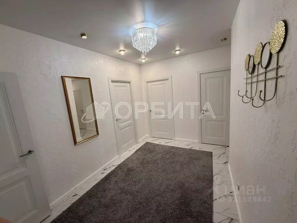 3-к кв. Тюменская область, Тюмень ул. Валентины Трофимовой, 8 (69.0 м) - Фото 2