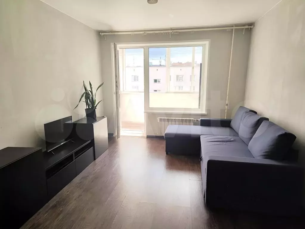 9-к. квартира, 49 м, 9/9 эт. - Фото 1