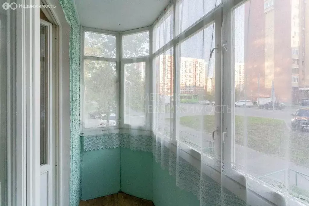 2-комнатная квартира: Тюмень, улица Пермякова, 78к1 (66.9 м) - Фото 1