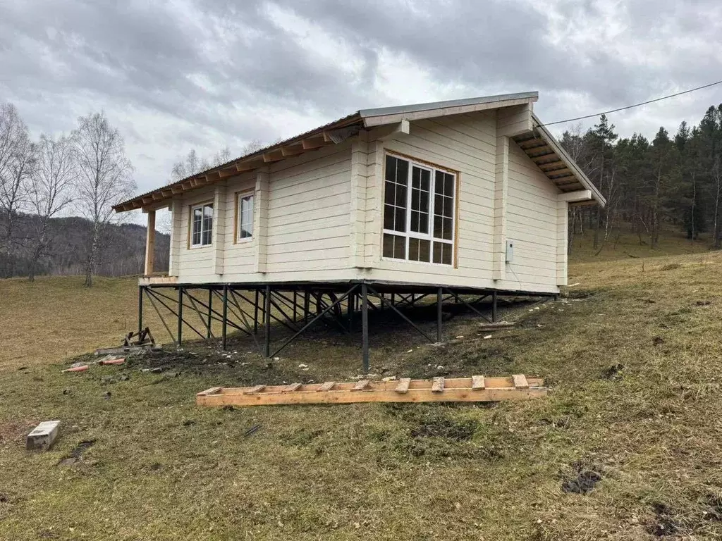 Дом в Алтай, Чемальский район, с. Бешпельтир Калбажакская ул., 70А (51 ... - Фото 2