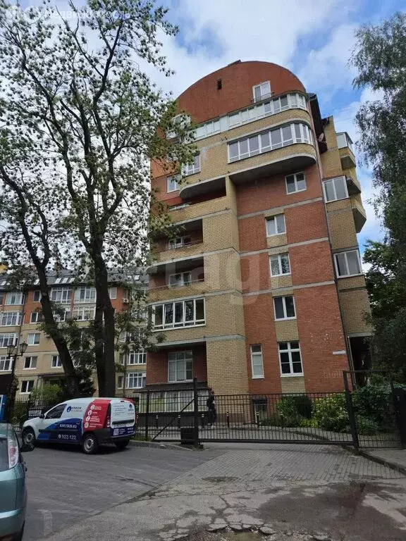 2-комнатная квартира: Калининград, Земельная улица, 12 (75 м) - Фото 1