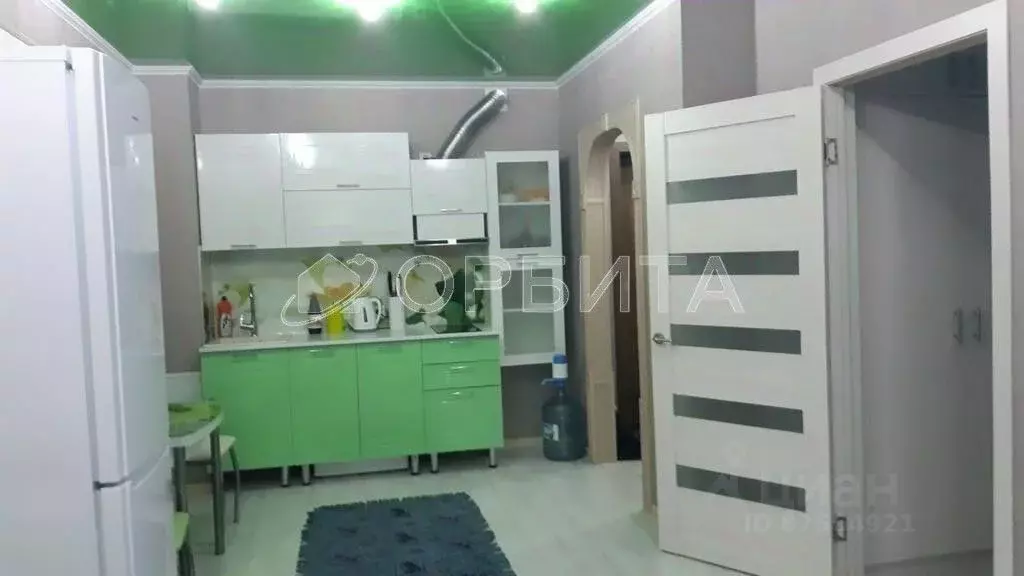 1-к кв. Тюменская область, Тюмень ул. Тимофея Чаркова, 79к2 (35.0 м) - Фото 1