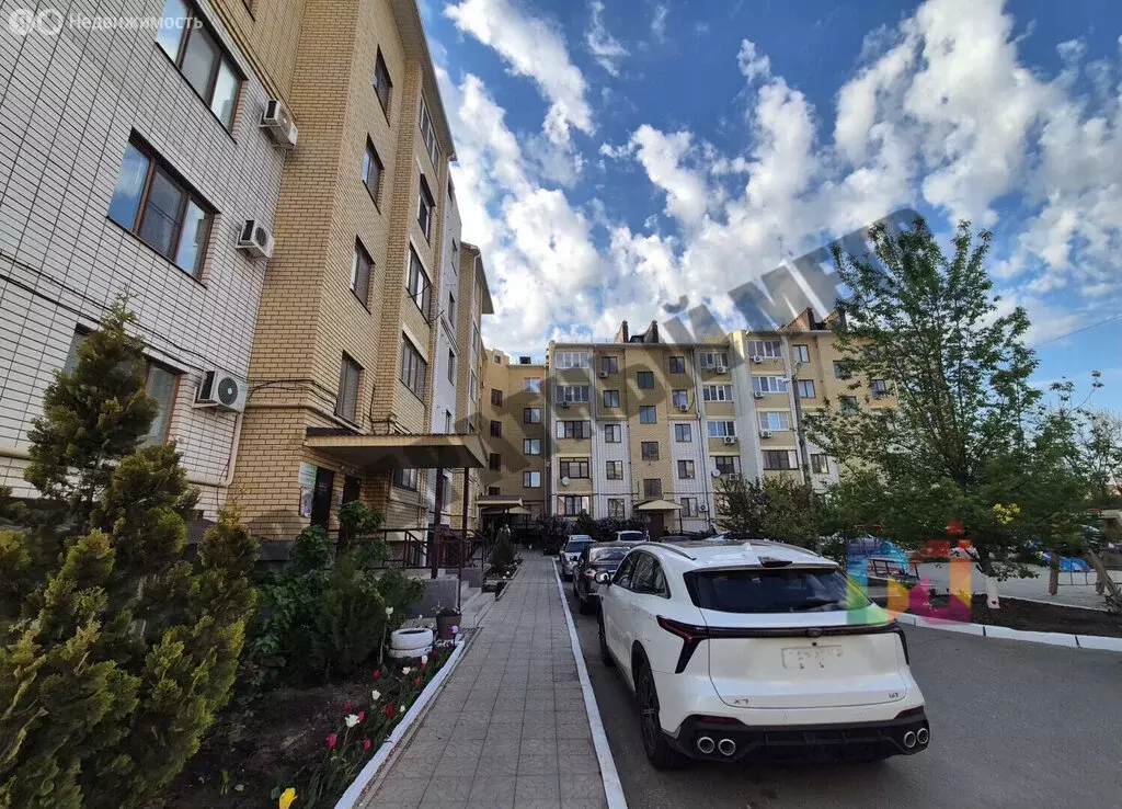 2-комнатная квартира: Элиста, улица Герасименко, 5А (74.5 м) - Фото 1
