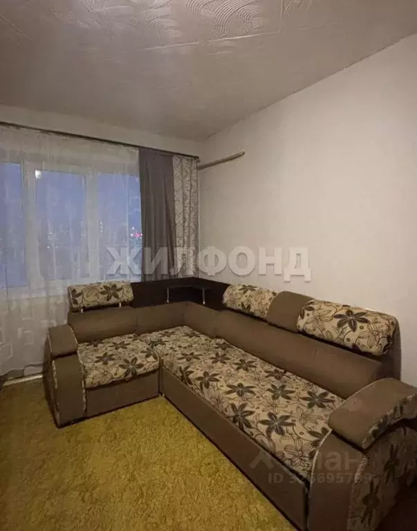 3-к кв. Новосибирская область, Новосибирск ул. Пархоменко, 90 (64.0 м) - Фото 1