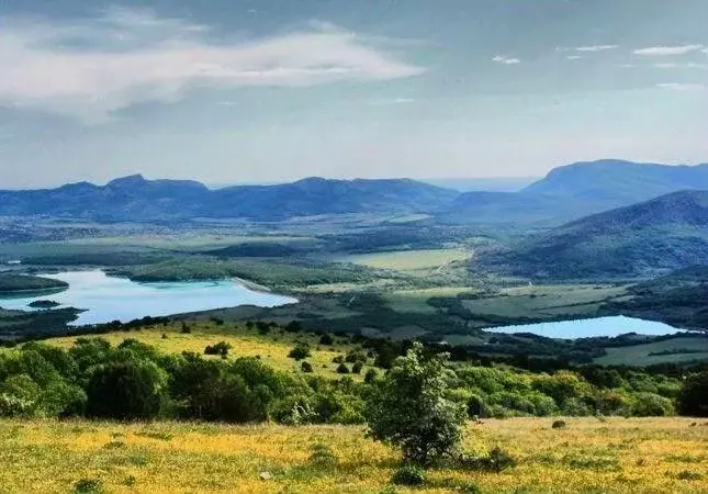 Участок в Севастополь с. Передовое, ул. Приклубная (100.0 сот.) - Фото 0
