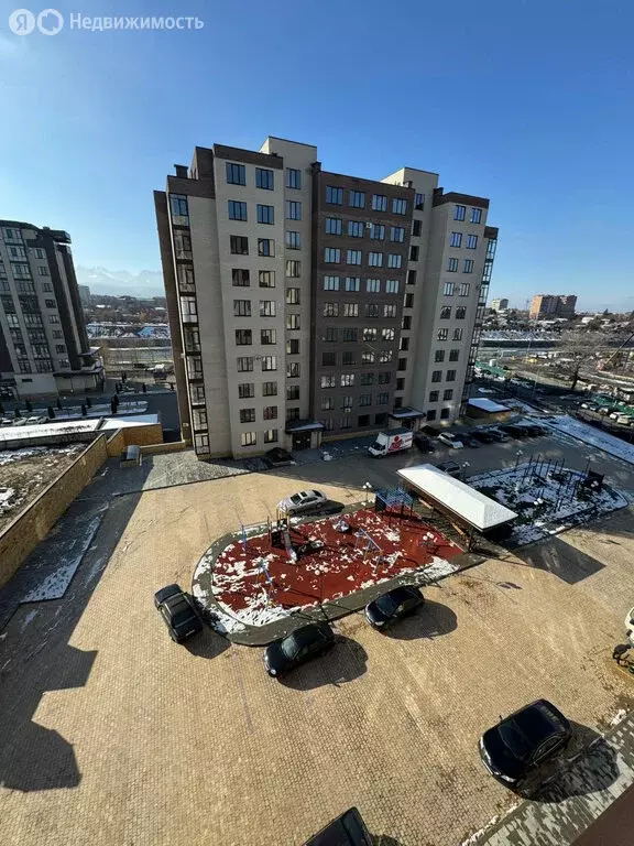 2-комнатная квартира: Владикавказ, улица Олега Кошевого, 7 (72 м) - Фото 0