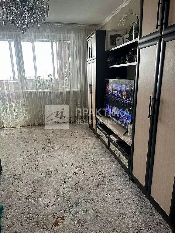 Продается 3-комнатная квартира - Фото 1