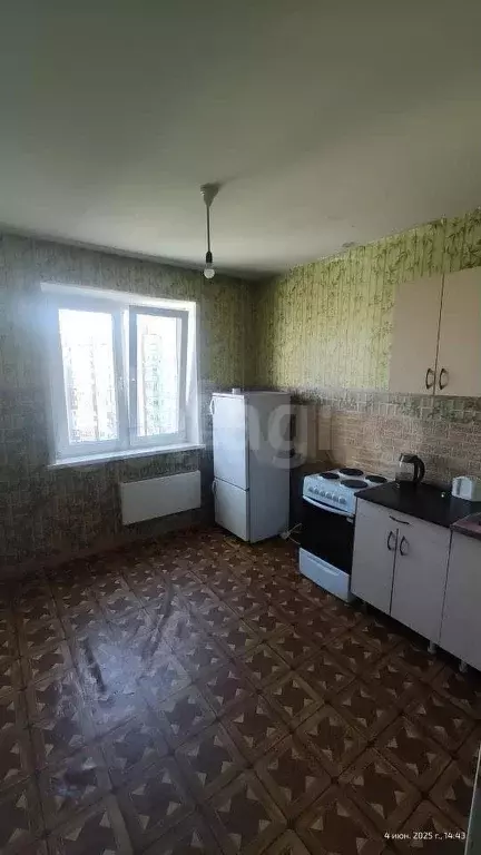 1-к. квартира, 37 м, 8/10 эт. - Фото 0