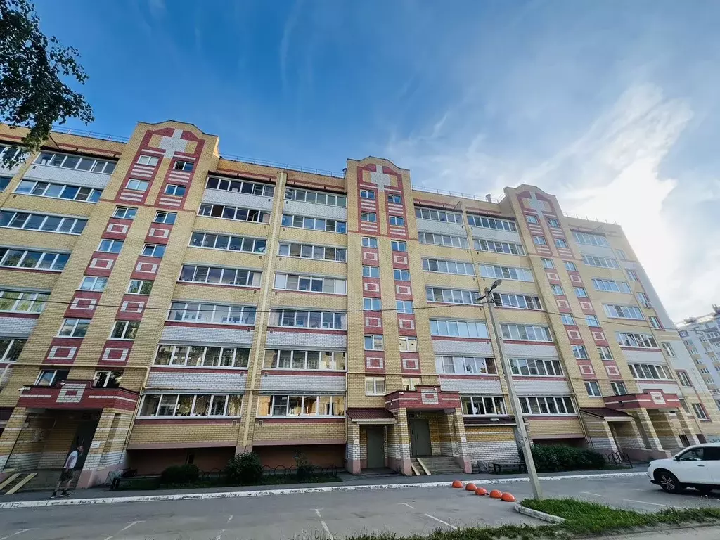 2-к. квартира, 60 м, 1/9 эт. - Фото 0
