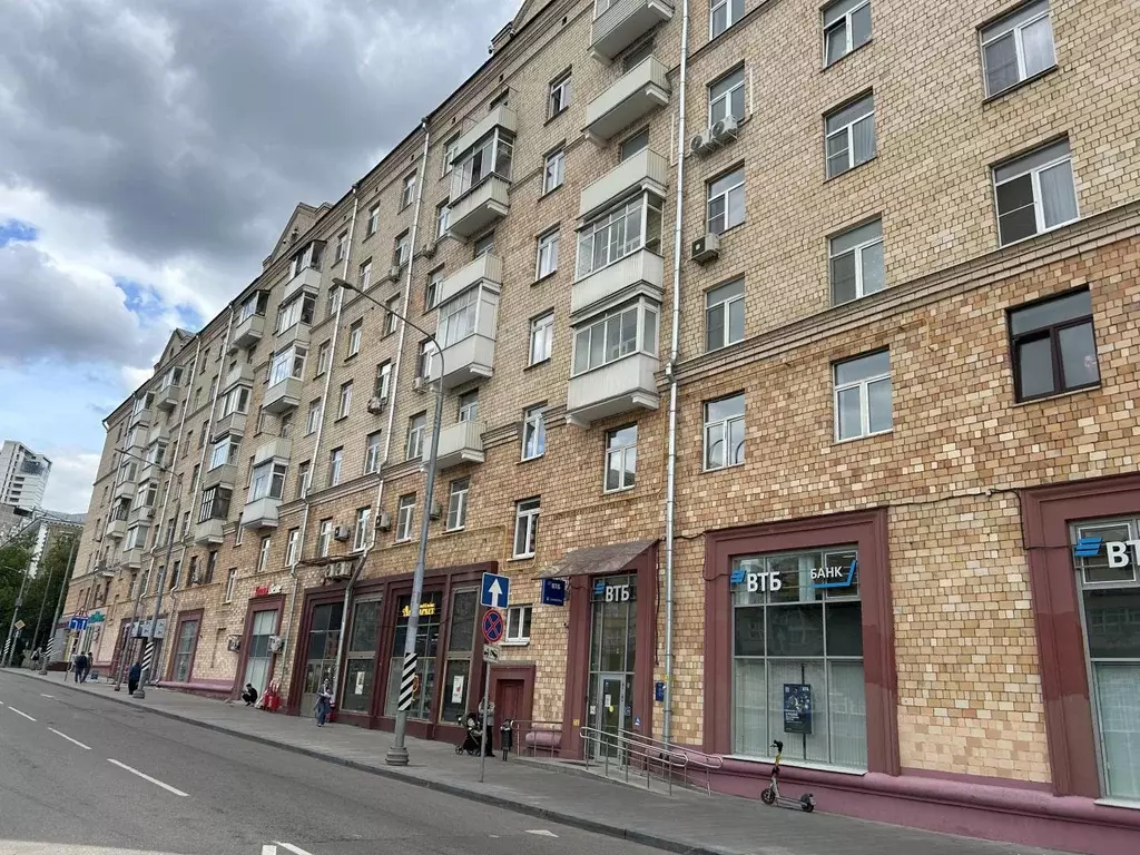 Продается 3-комнатная квартира - Фото 1