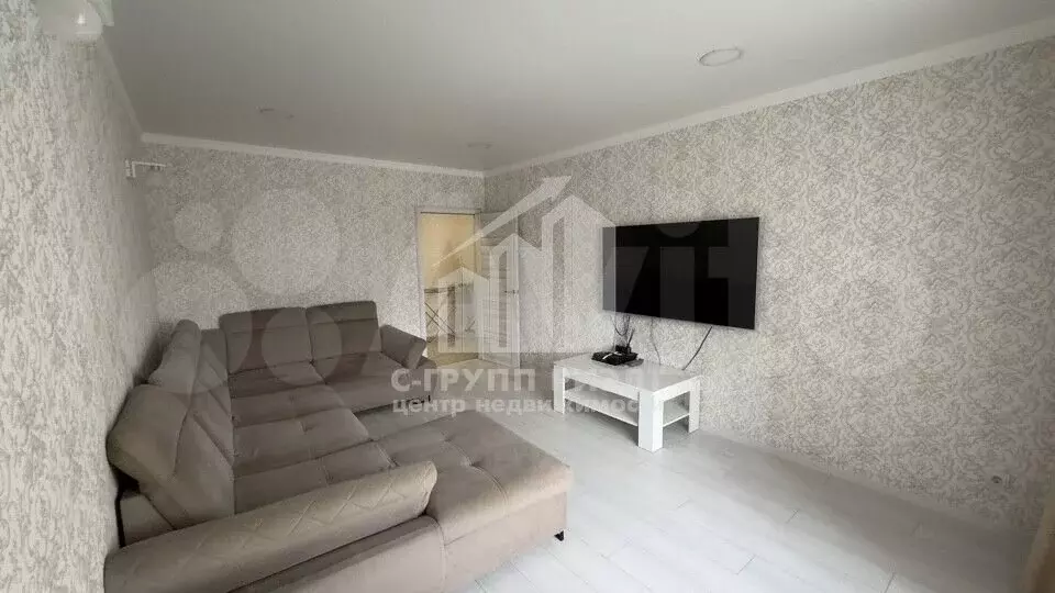 2-к. квартира, 64,5 м, 1/9 эт. - Фото 1