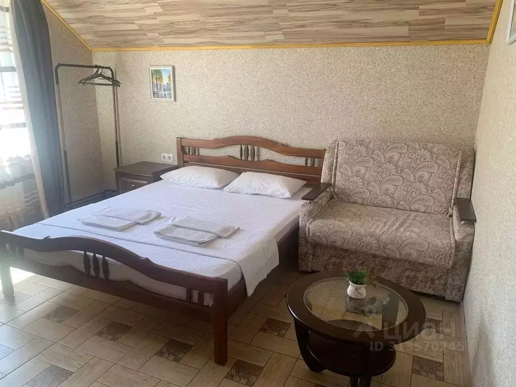 Комната Крым, Феодосия ул. Московская, 46 - Фото 1