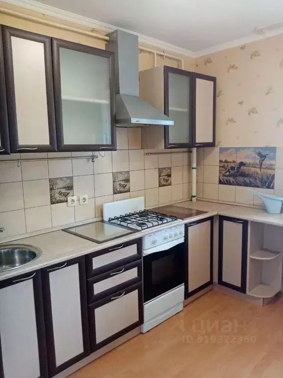 1-к кв. Саратовская область, Саратов Лунная ул., 46 (40.0 м) - Фото 0