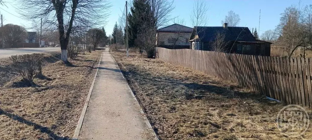 Участок в Новгородская область, пос. Батецкий ул. Первомайская (18.0 ... - Фото 2