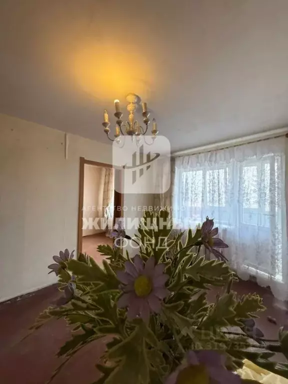 2-к кв. Саратовская область, Энгельс 2-й мкр, 22 (46.2 м) - Фото 0
