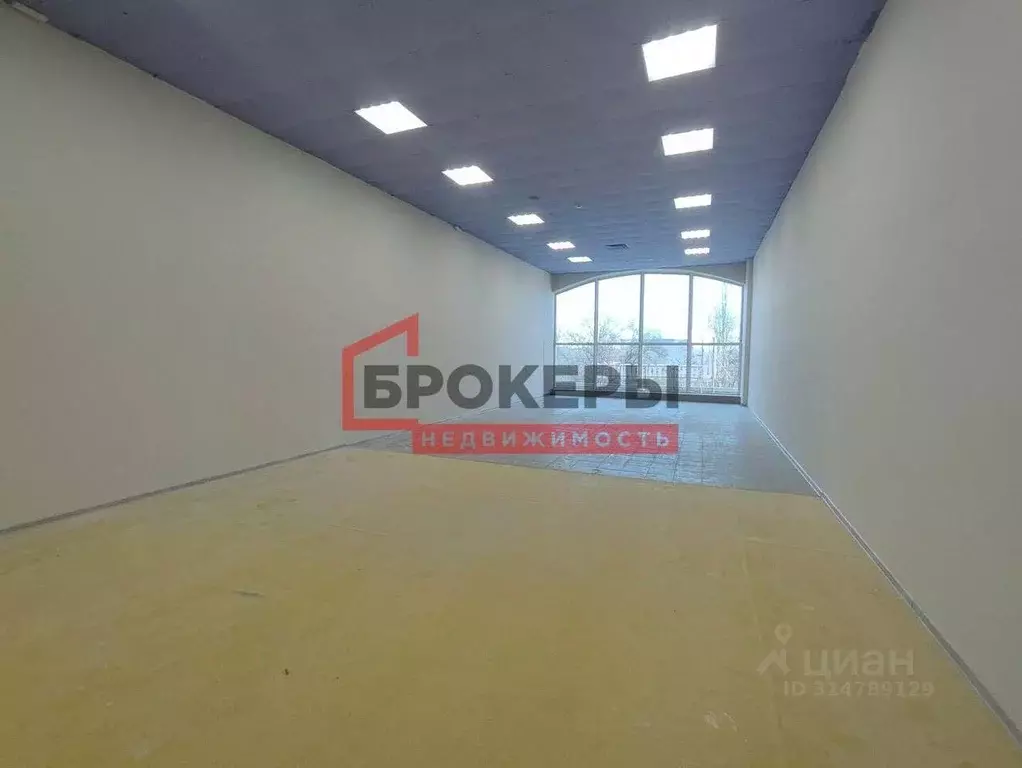 Помещение свободного назначения в Севастополь ул. Токарева, 11 (100 м) - Фото 0