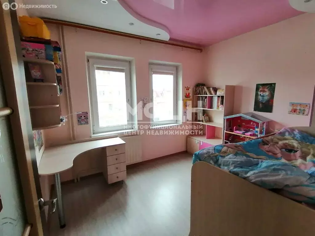 3-комнатная квартира: Петрозаводск, улица Лизы Чайкиной, 12А (80.6 м) - Фото 1