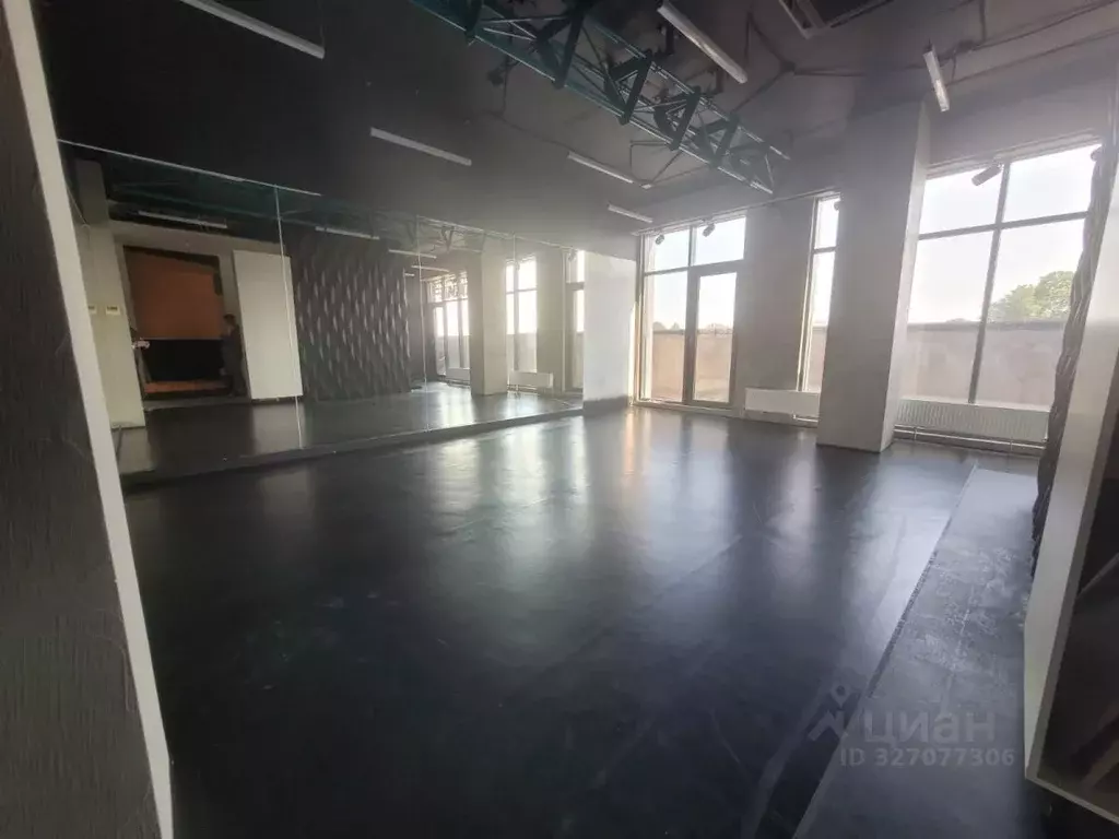 Помещение свободного назначения в Краснодарский край, Краснодар ... - Фото 1