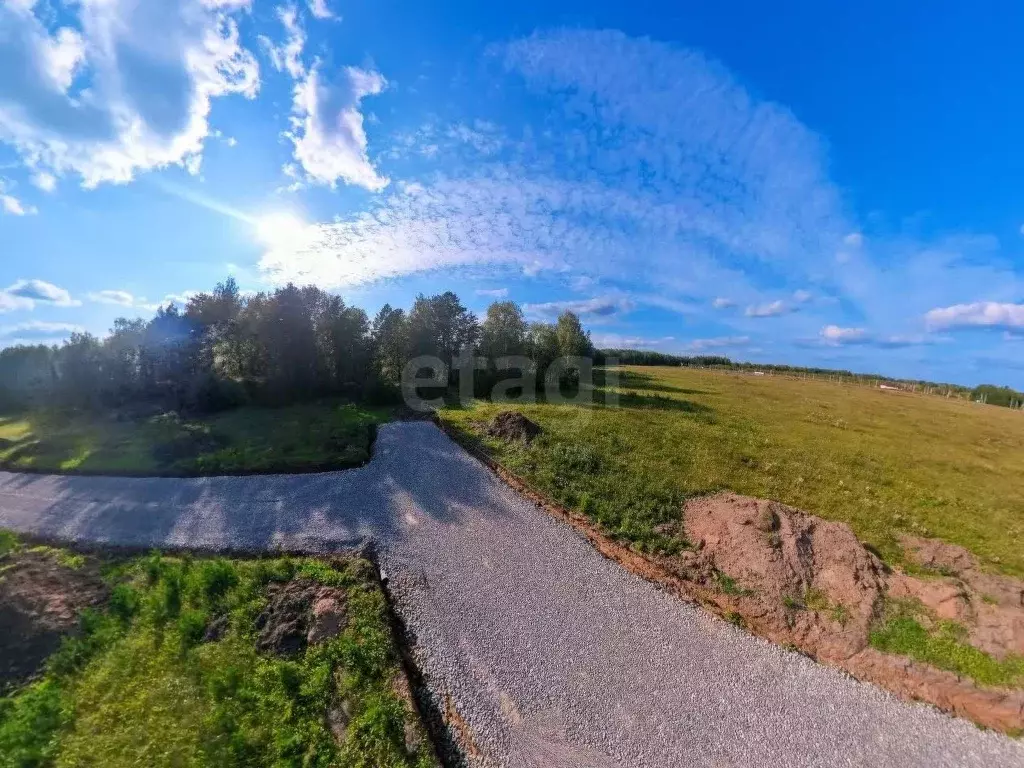 Участок в Тюменская область, Тюменский муниципальный округ, д. Ушакова ... - Фото 1