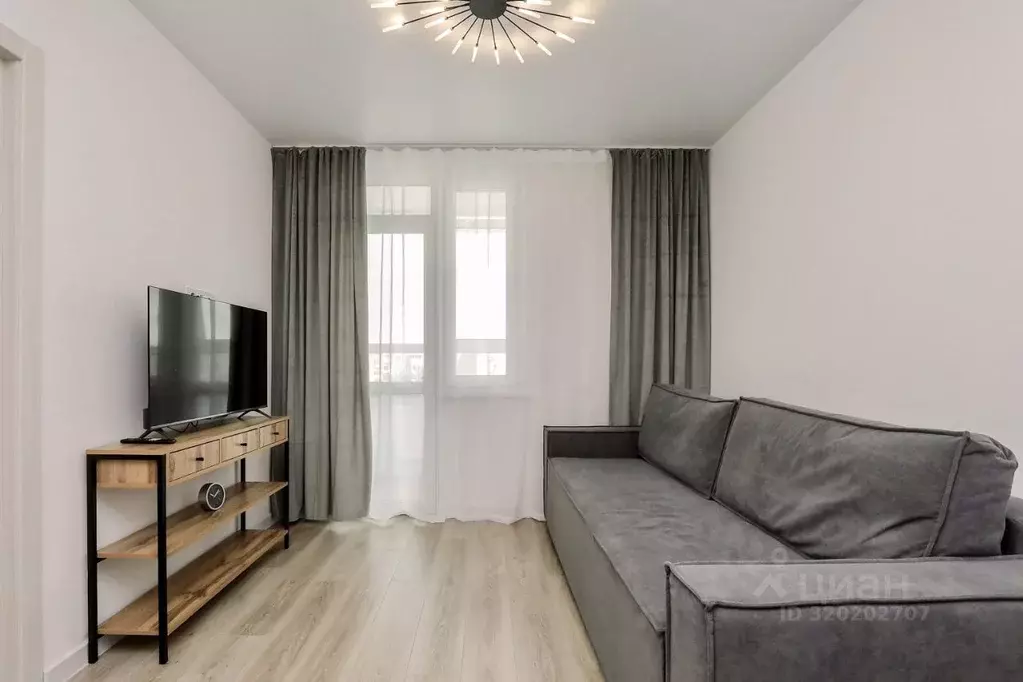 1-к кв. Удмуртия, Ижевск просп. Конструктора М.Т. Калашникова, 23 ... - Фото 2