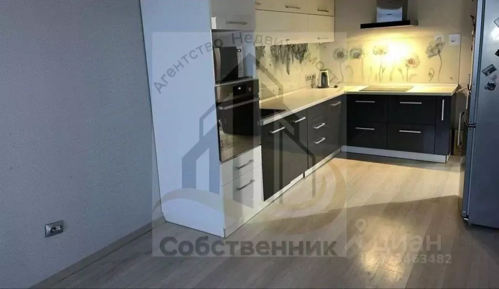 3-к кв. Воронежская область, Воронеж просп. Революции, 9а (116.0 м) - Фото 1