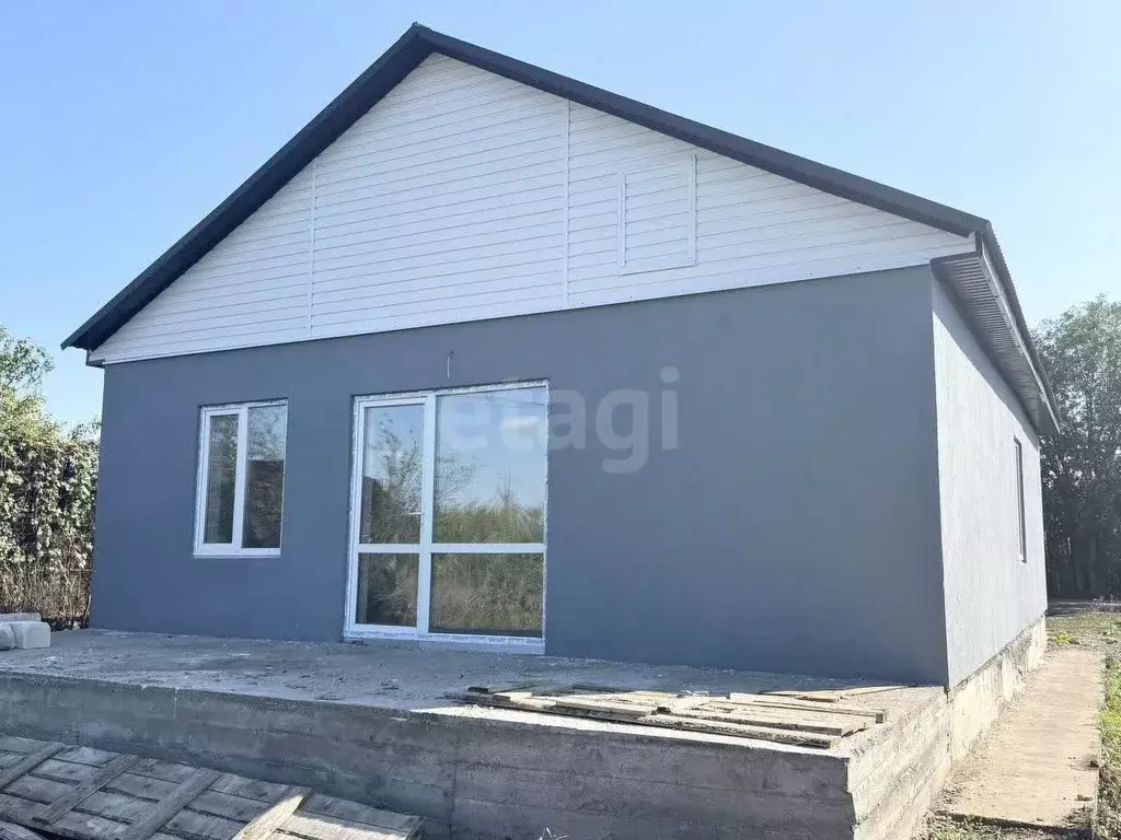 Дом в Оренбургская область, Оренбургский район, Весенний сельсовет, ... - Фото 1