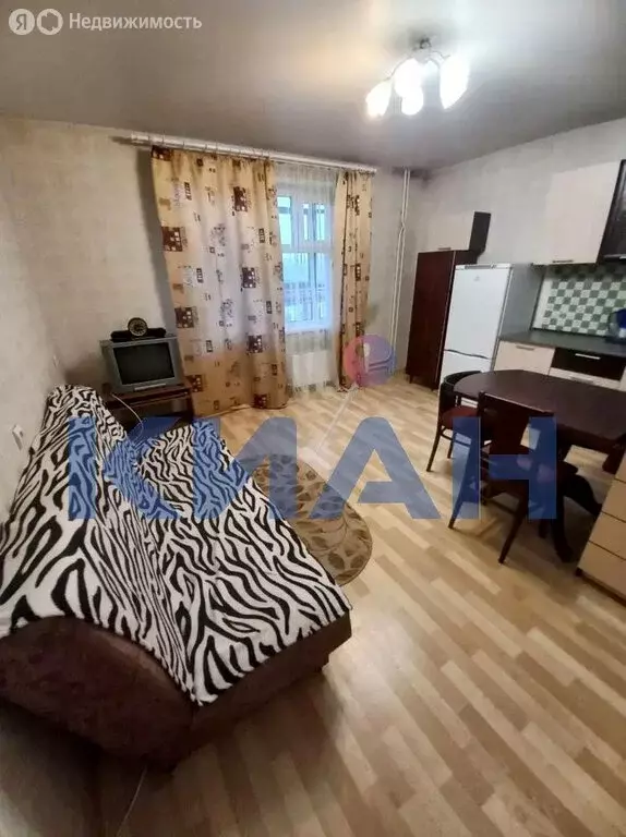 Квартира-студия: Красноярск, Апрельская улица, 5 (24 м) - Фото 2