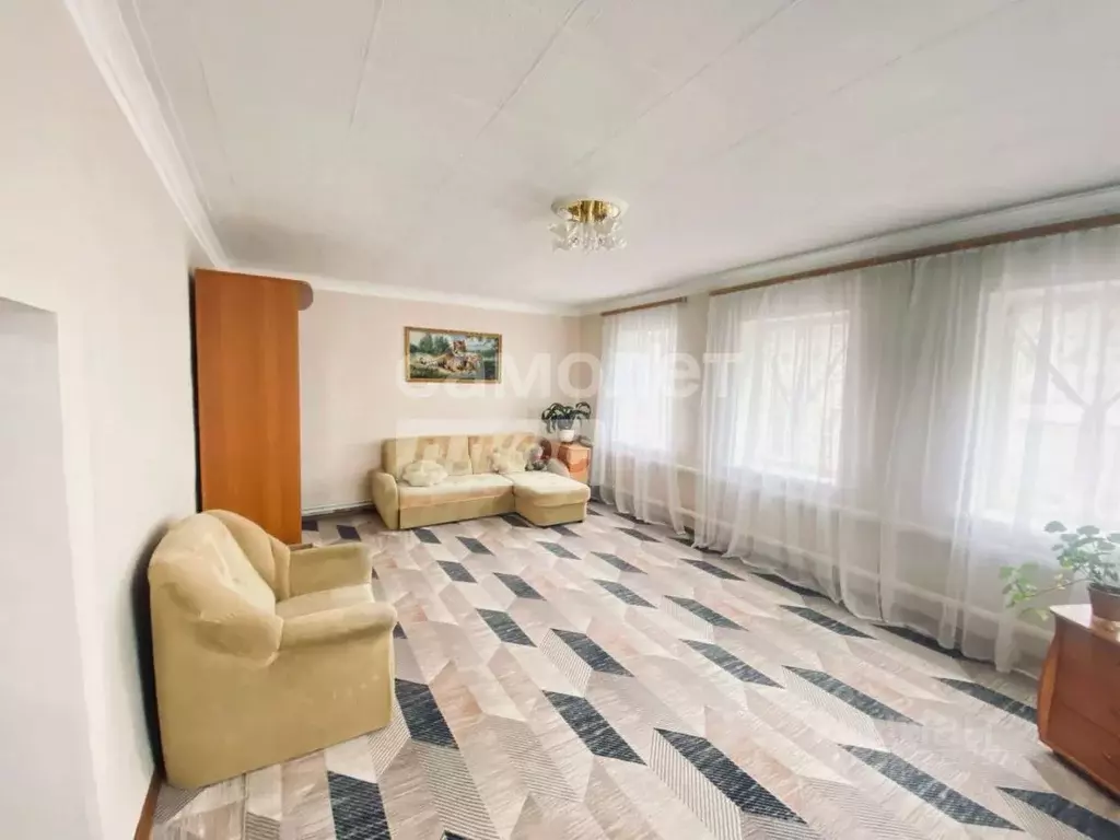 Дом в Башкортостан, Октябрьский Крестьянская ул., 7 (90 м) - Фото 1