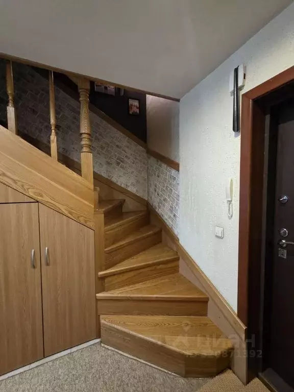 3-к кв. Алтайский край, Барнаул ул. Папанинцев, 123 (120.0 м) - Фото 0