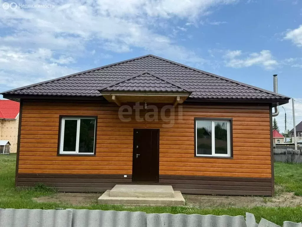 Дом в Коченёво, Октябрьская улица (100 м) - Фото 1