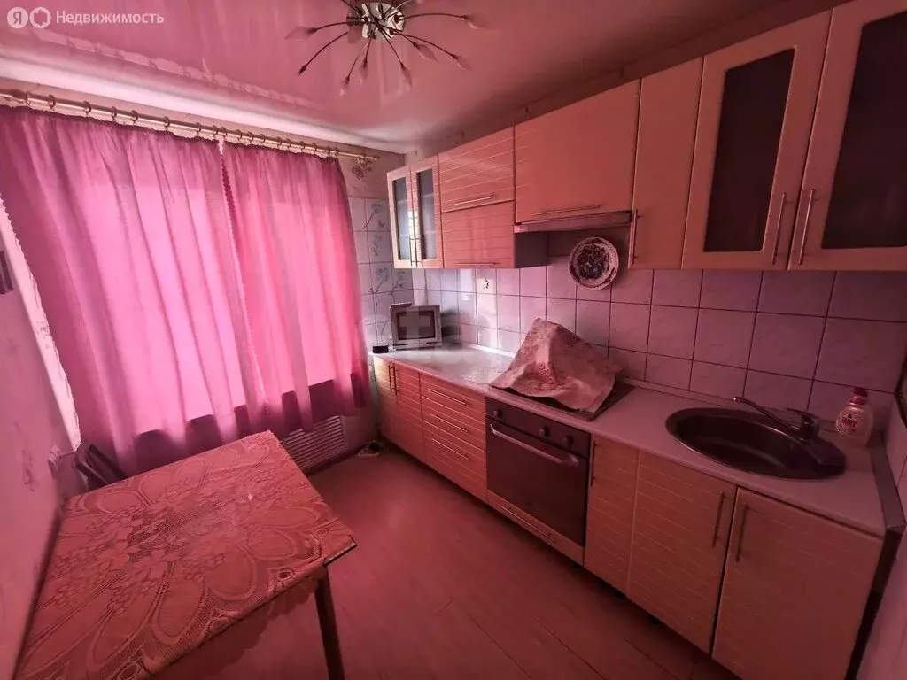 3-комнатная квартира: Ухта, Интернациональная улица, 5 (57.8 м) - Фото 1