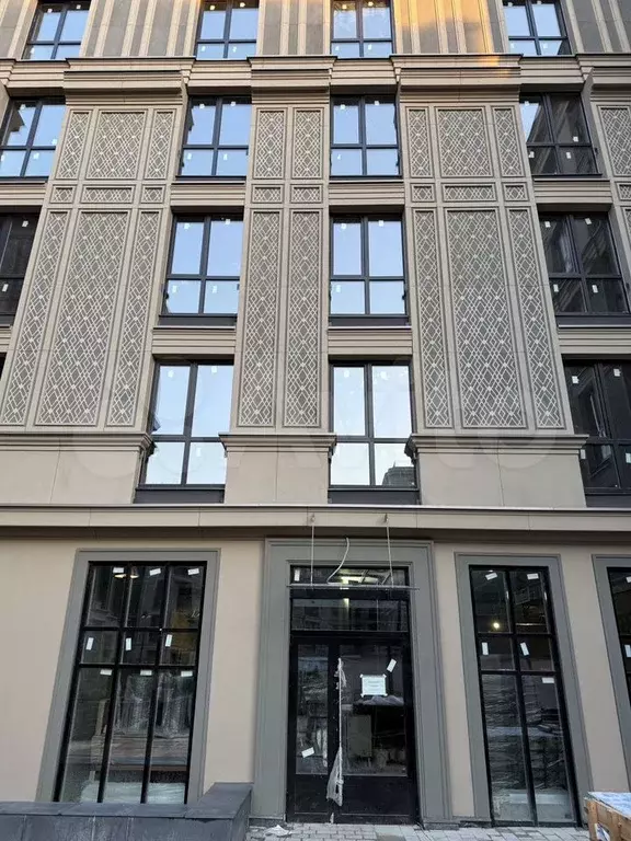 Коммерция класса luxe, В.О - Фото 1