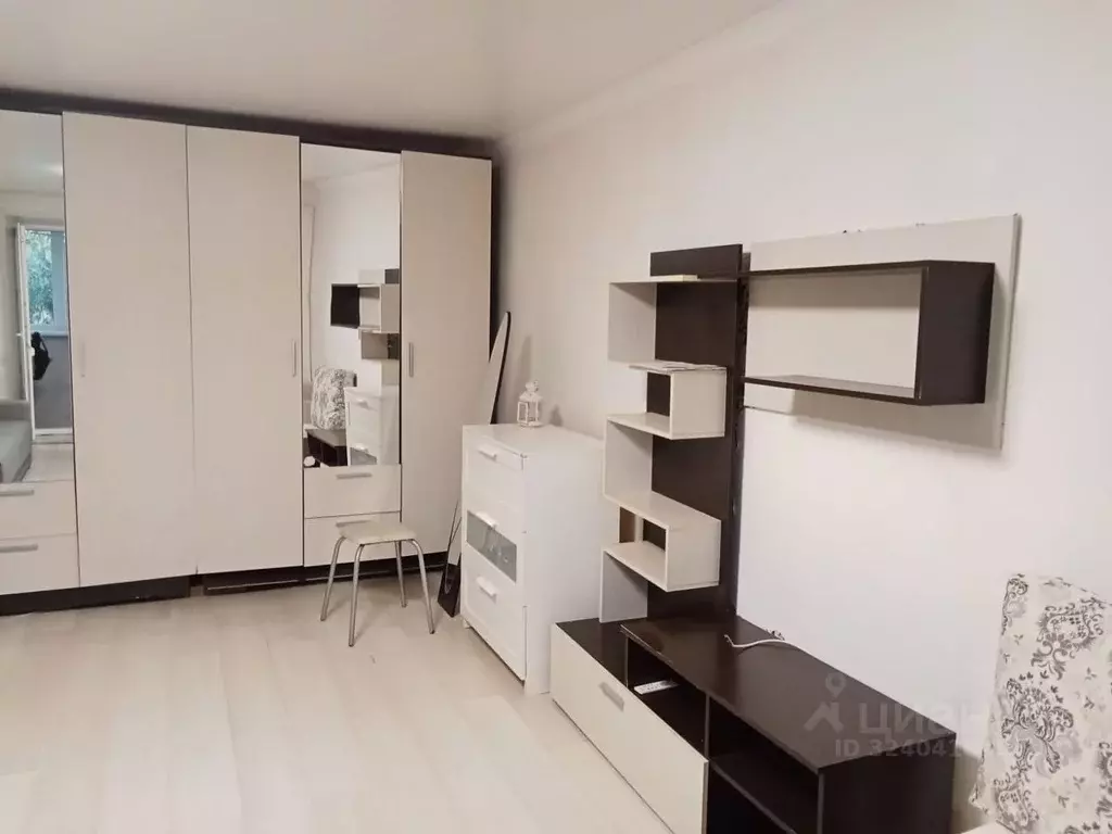 1-к кв. Курская область, Курск Союзная ул., 18А (34.0 м) - Фото 2