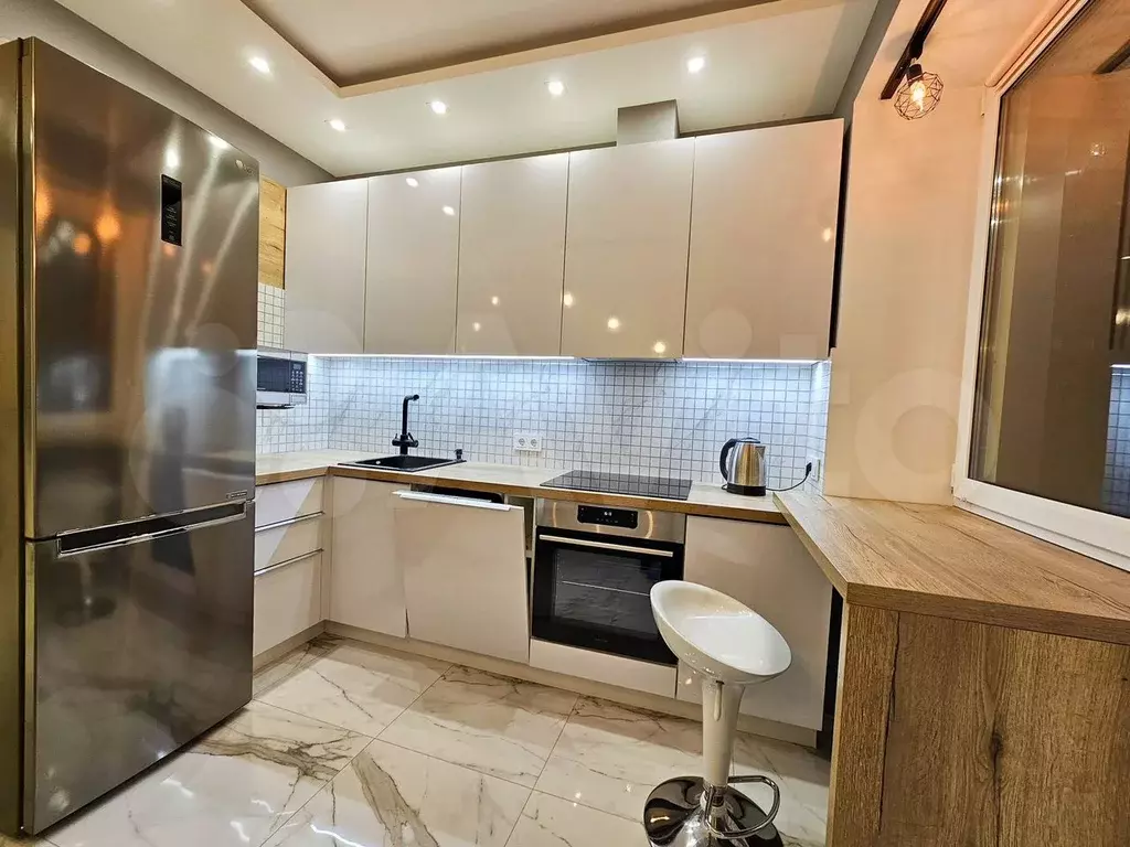 2-к. квартира, 53 м, 4/8 эт. - Фото 0