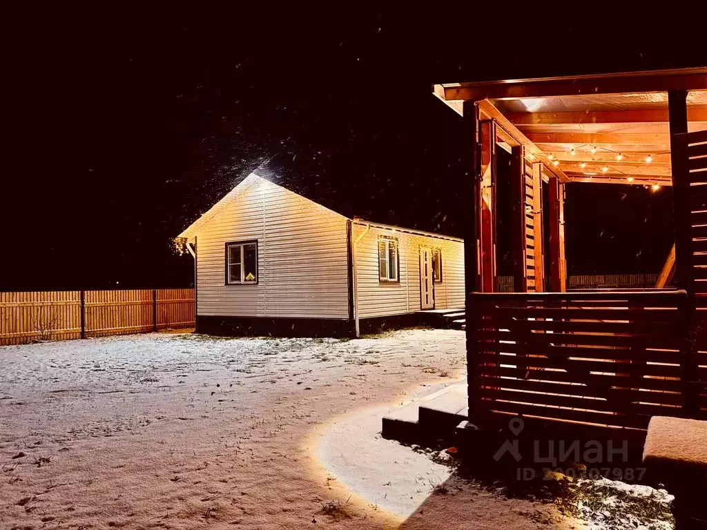 Дом в Карелия, Олонецкое городское поселение, д. Путилица ул. ... - Фото 2