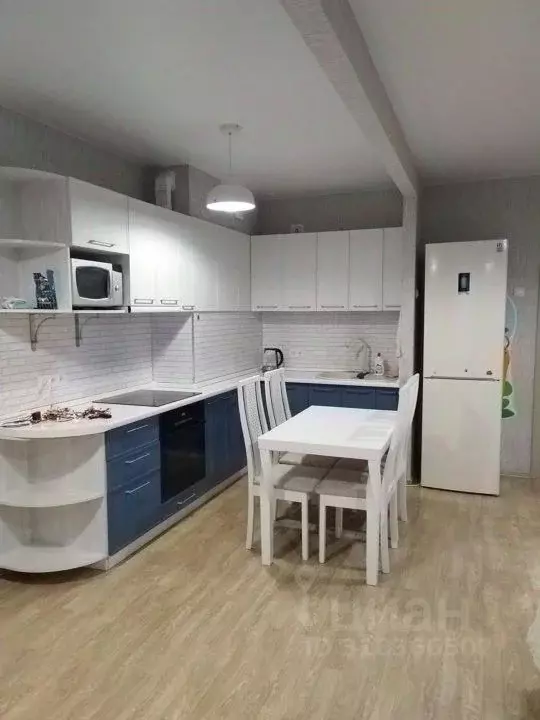 2-к кв. Красноярский край, Красноярск ул. Елены Стасовой, 50В (50.0 м) - Фото 0