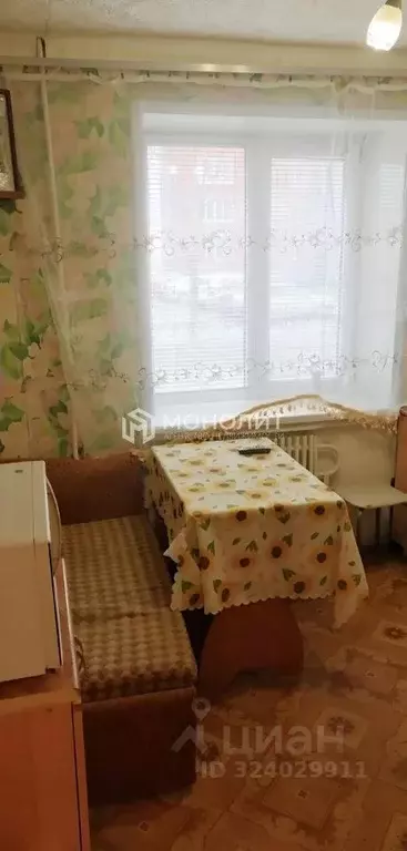 3-к кв. Белгородская область, Старый Оскол Дубрава мкр, 1 кв-л, 8 ... - Фото 2