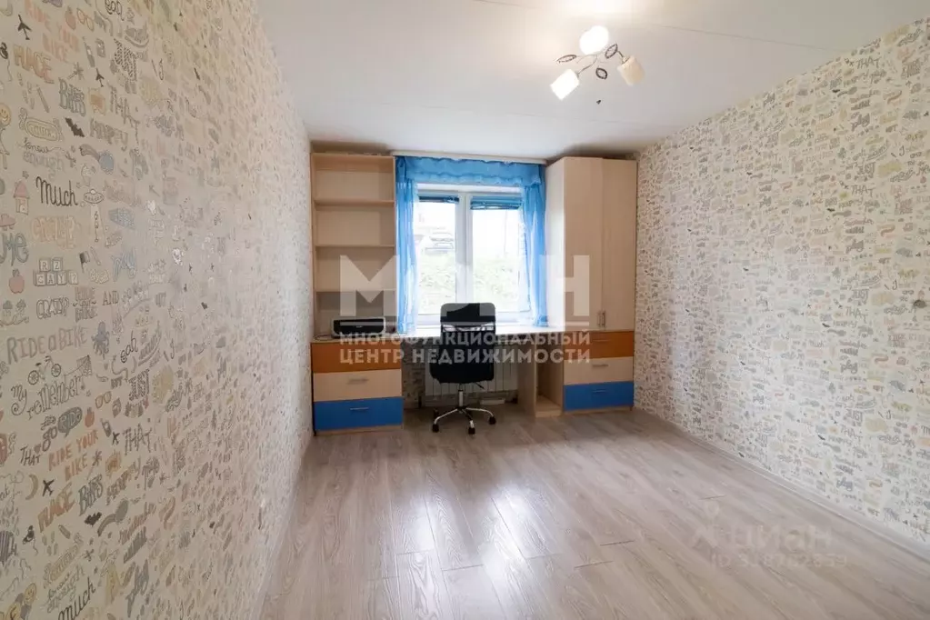 3-к кв. Карелия, Петрозаводск ул. Белинского, 15А (69.1 м) - Фото 1