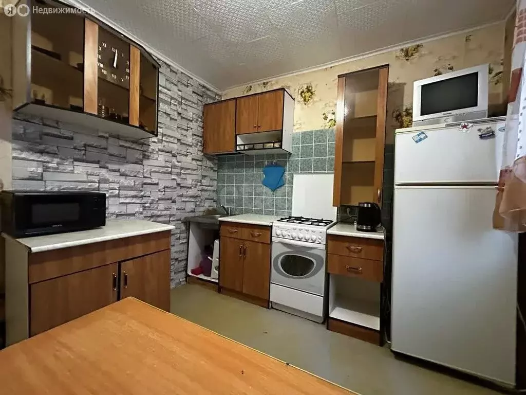 3-комнатная квартира: Усинск, Возейская улица, 3 (67.5 м) - Фото 1