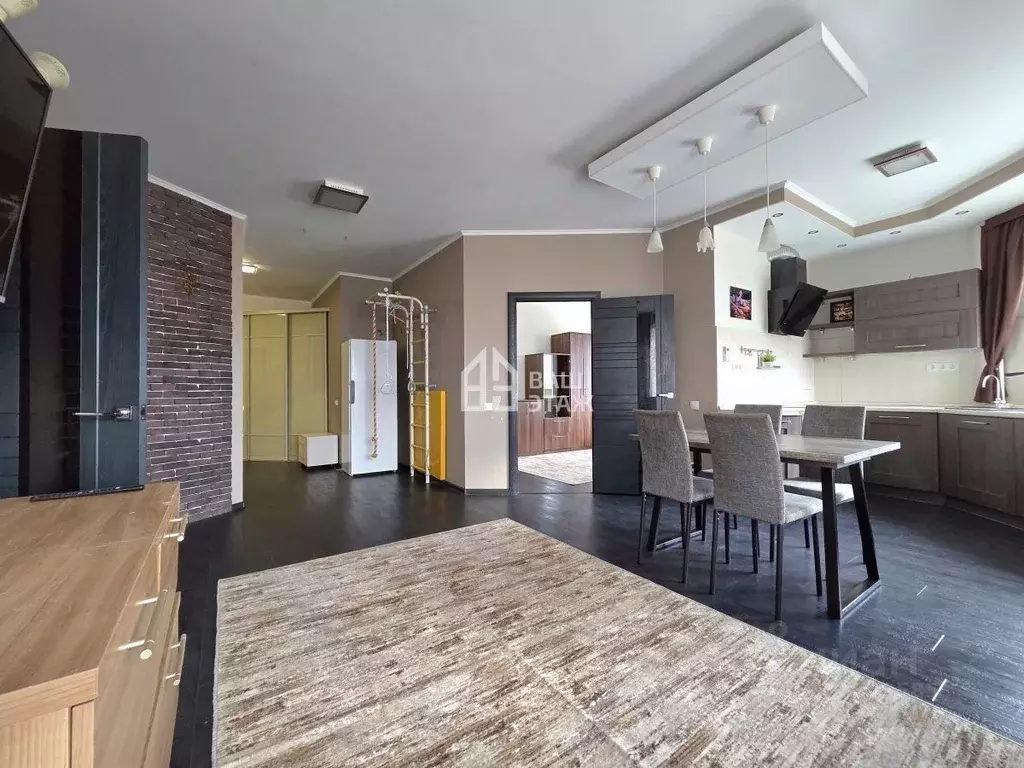 3-к кв. Калужская область, Калуга ул. 65 лет Победы, 41 (115.2 м) - Фото 1