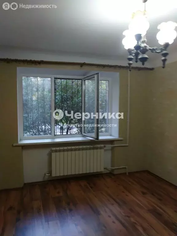3-комнатная квартира: Новочеркасск, Гвардейская улица, 13 (51 м) - Фото 1