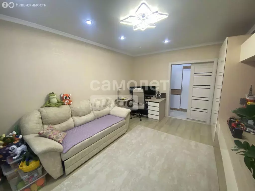 3-комнатная квартира: Пенза, улица Лядова, 26 (63 м) - Фото 0