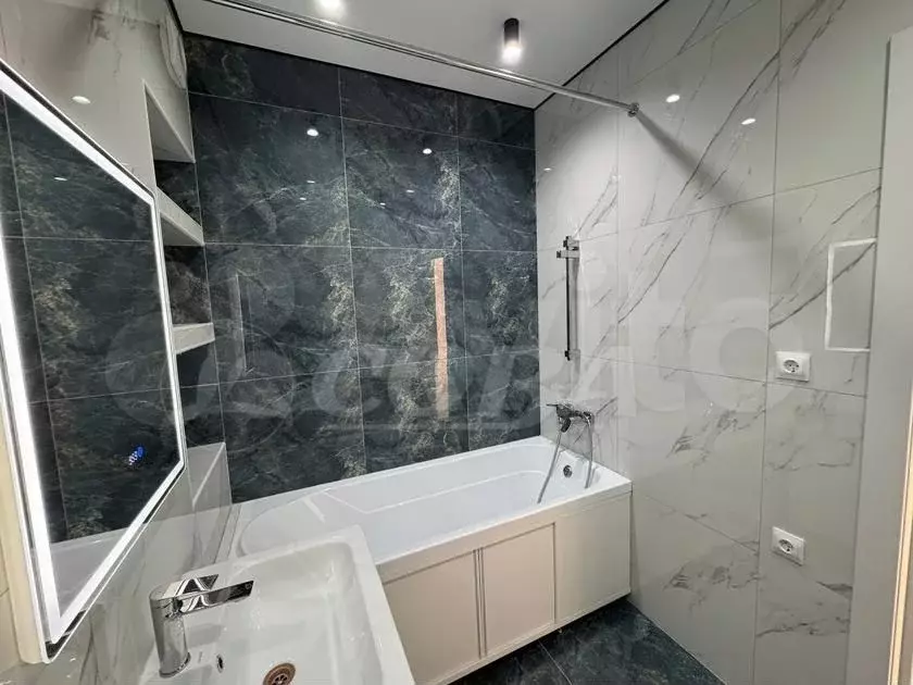 2-к. квартира, 58,5 м, 1/4 эт. - Фото 0