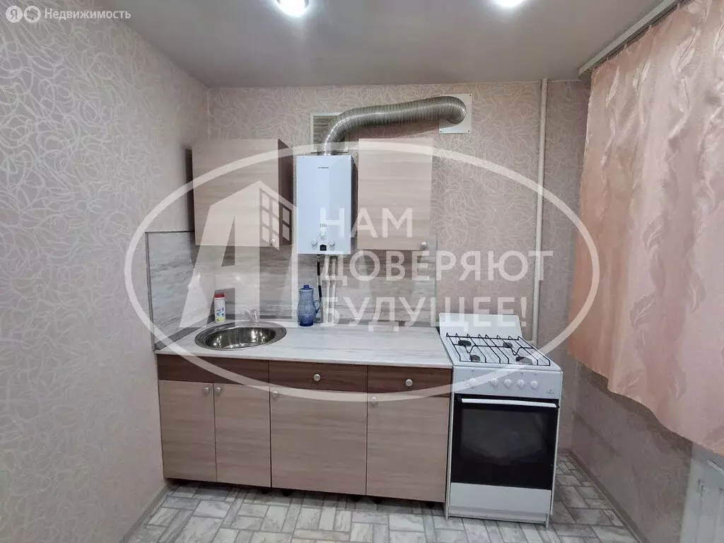 1-комнатная квартира: Губаха, улица Дегтярёва, 8 (33.2 м) - Фото 2