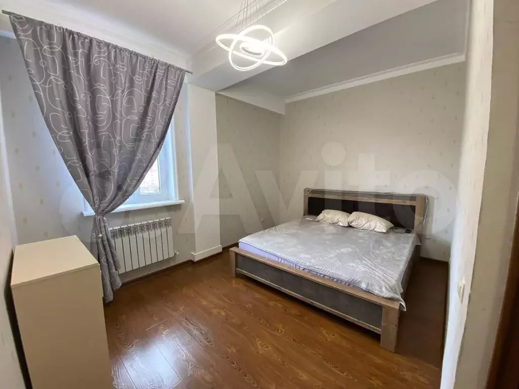2-к. квартира, 75 м, 8/10 эт. - Фото 0