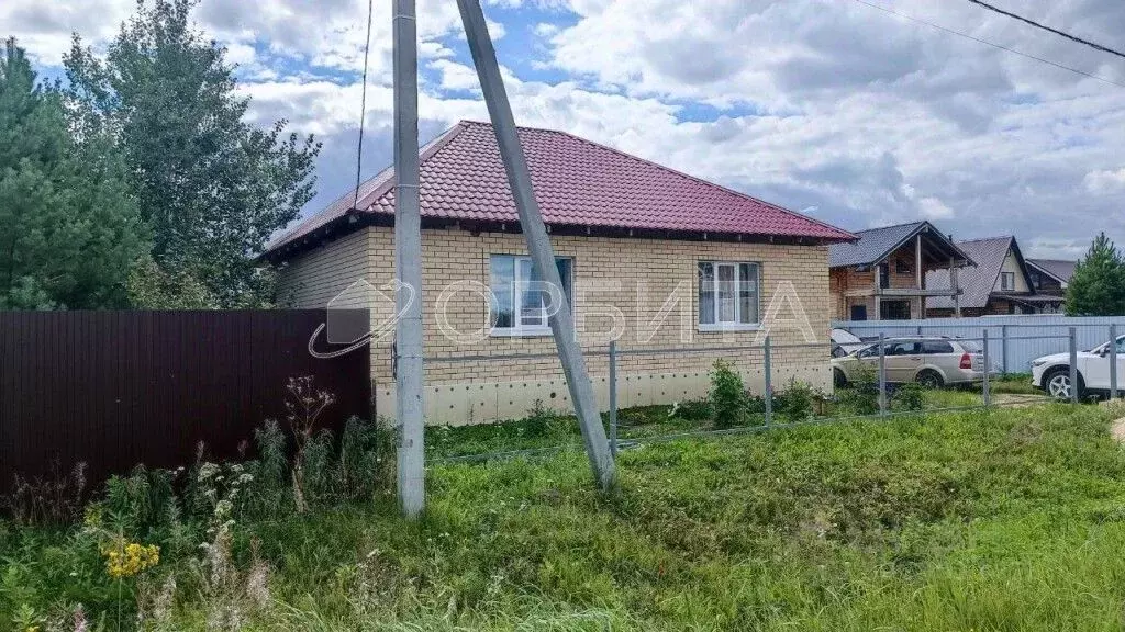 Дом в Тюменская область, Тюменский район, д. Есаулова ул. Янтарная, 3 ... - Фото 1