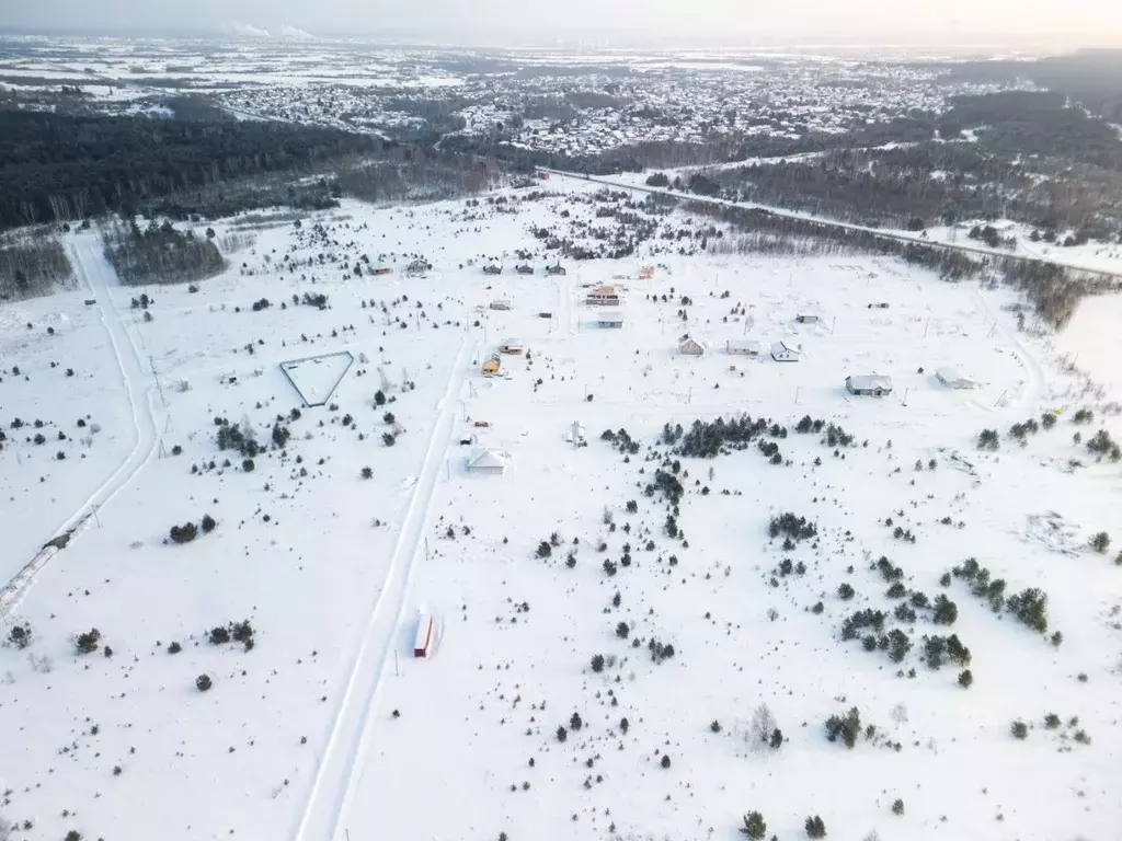 Участок в Томская область, Томский район, Деревня Петровский уч ул. ... - Фото 1