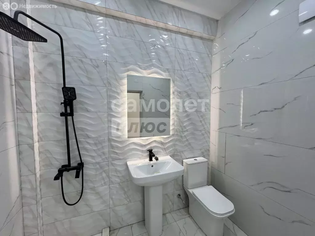 2-комнатная квартира: Махачкала, улица Даниялова, 120А (74.9 м) - Фото 2